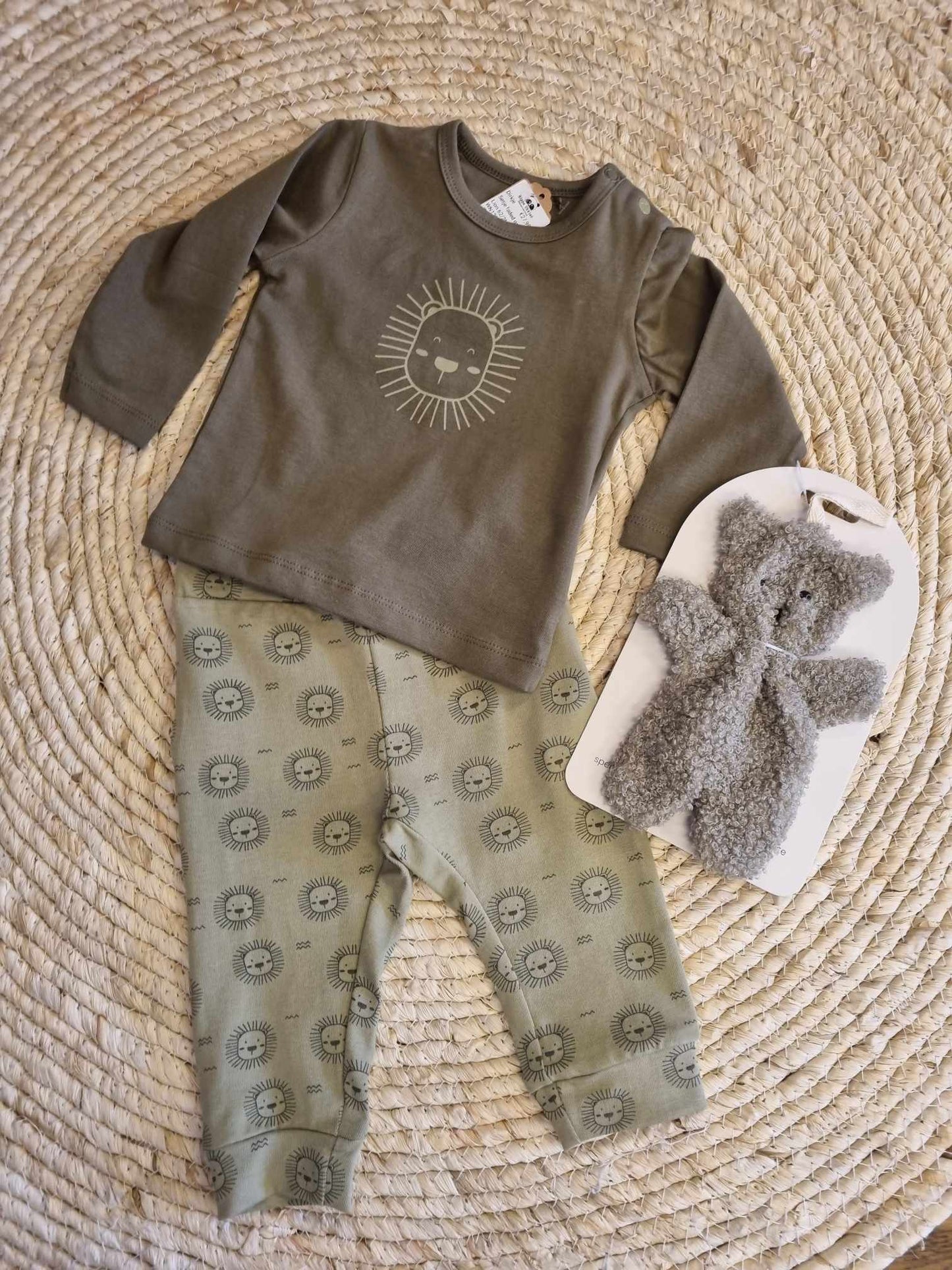 Dirkje set groen met broekje en t-shirt met print