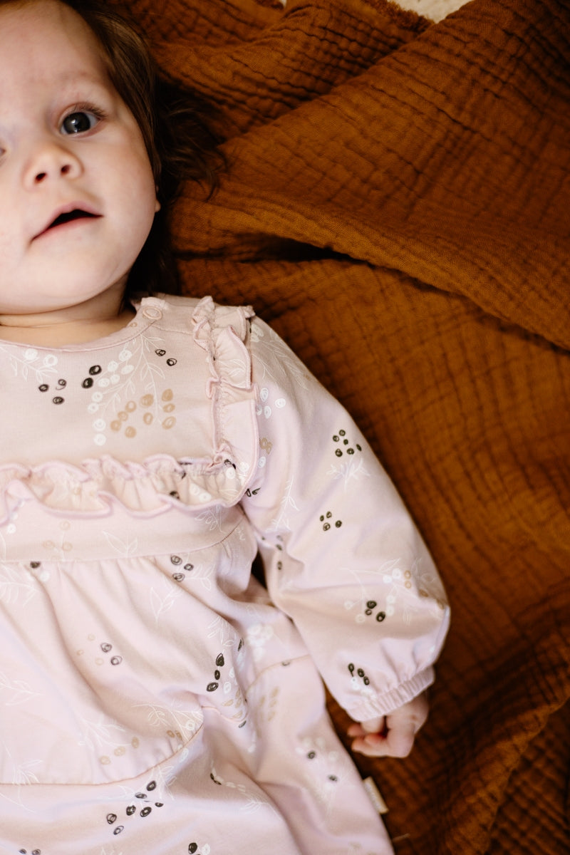 Quapi pink dress leaves