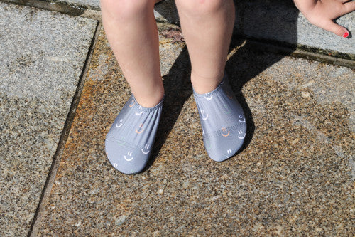 Slipstop Smiley Grey