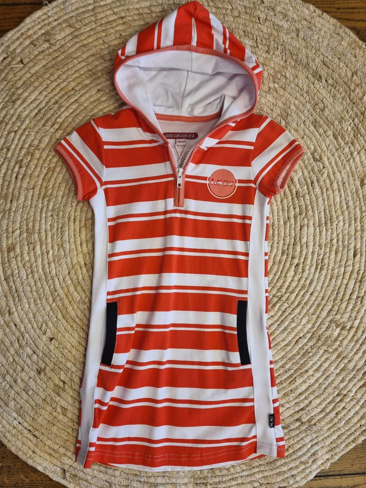Love Station 22 hoody dress red